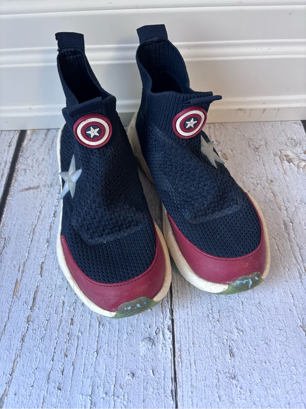 5/$25 Zara Marvel Captain America Kids Slip-On Sneakers